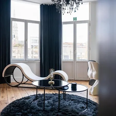 The Rabbit Hole Antwerp - Romantic Apartment With Adult Playroom Exterior photo