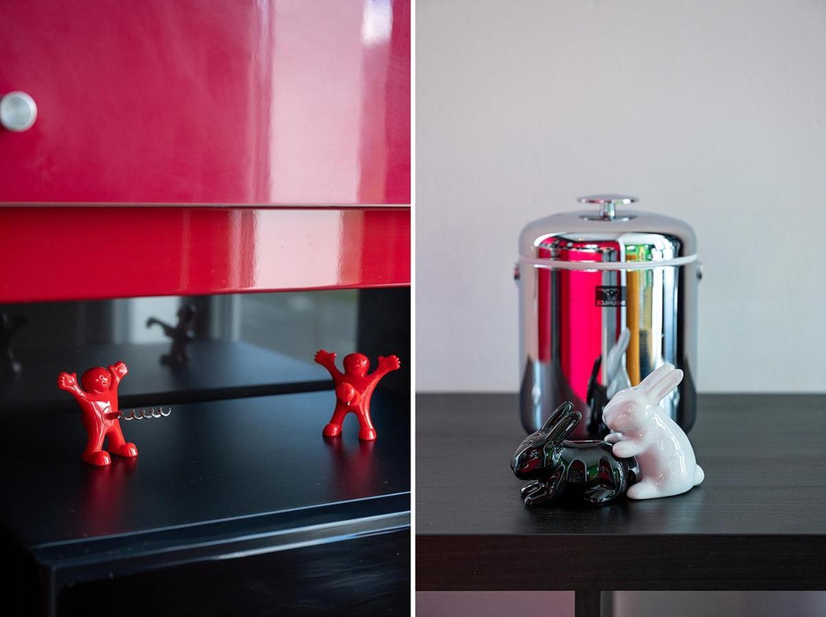 The Rabbit Hole - Romantic With Adult Playroom Appartement